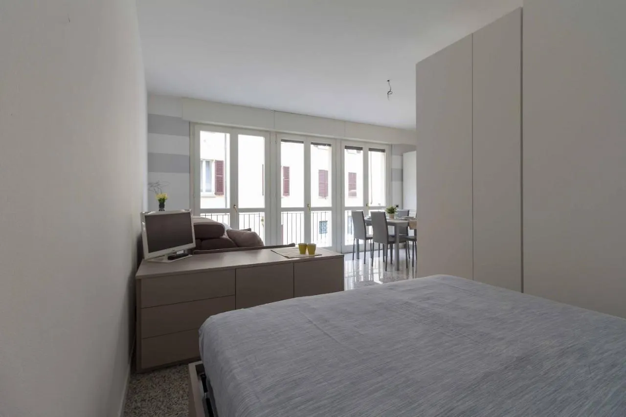 Twin Apartments - Affitti Brevi Italia Lecco 0*,  Włochy